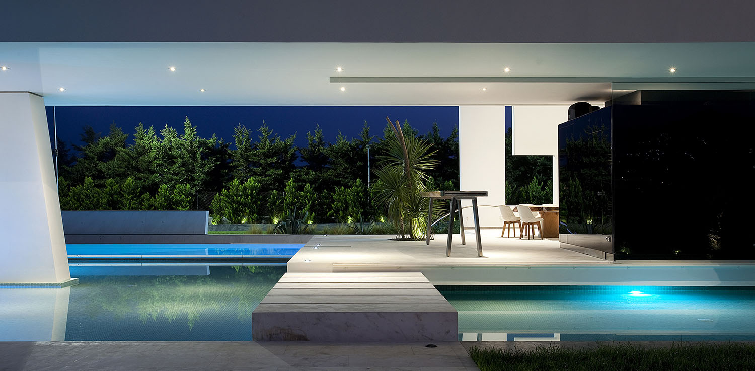 Super Modern House Impressive Ultra Modern House in Athens Architecture Beast