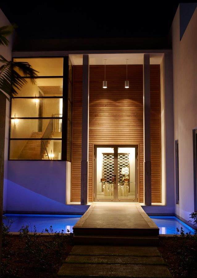 40 Modern Entrances Designed To Impress! - Architecture Beast