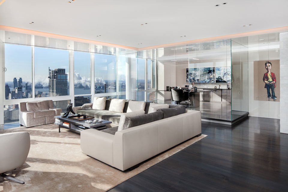 Modern Manhattan apartment