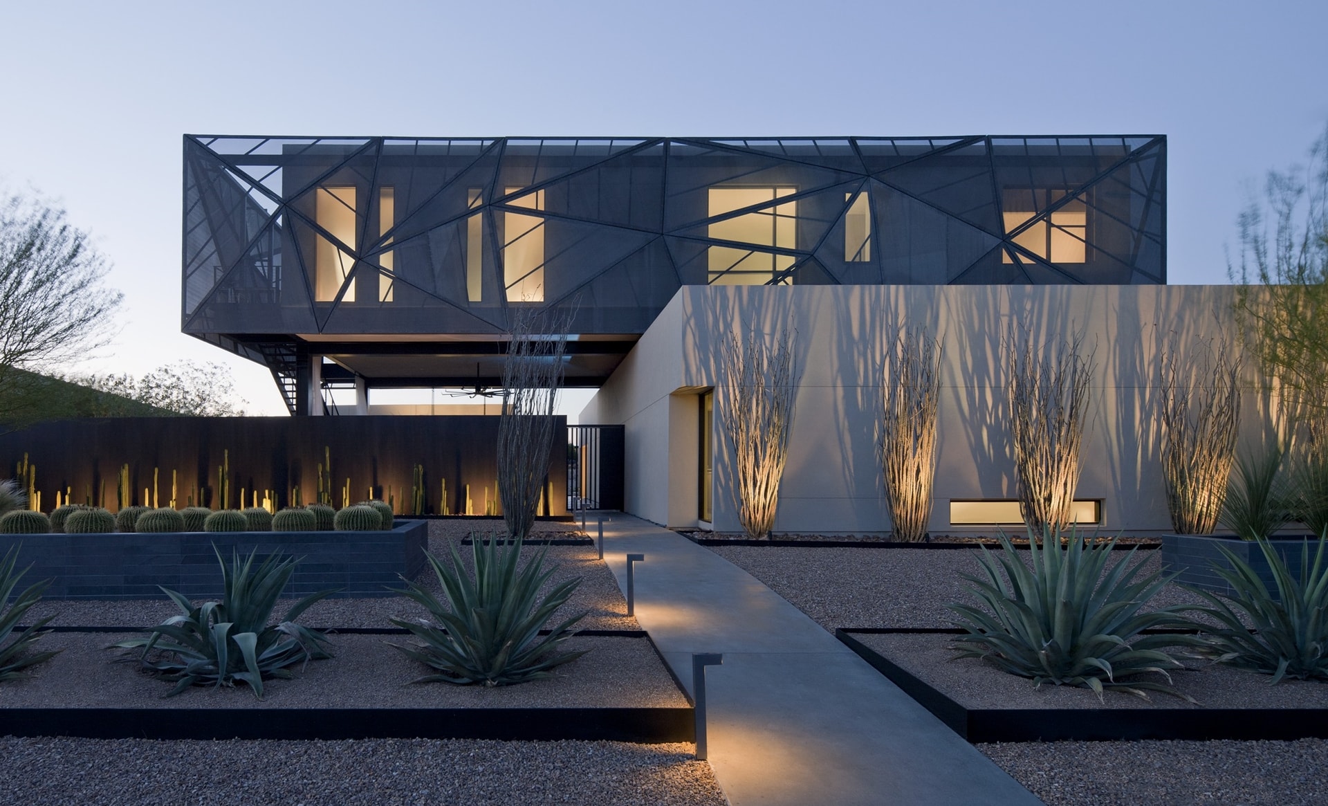 Facade of modern desert house designed by assemblageSTUDIO