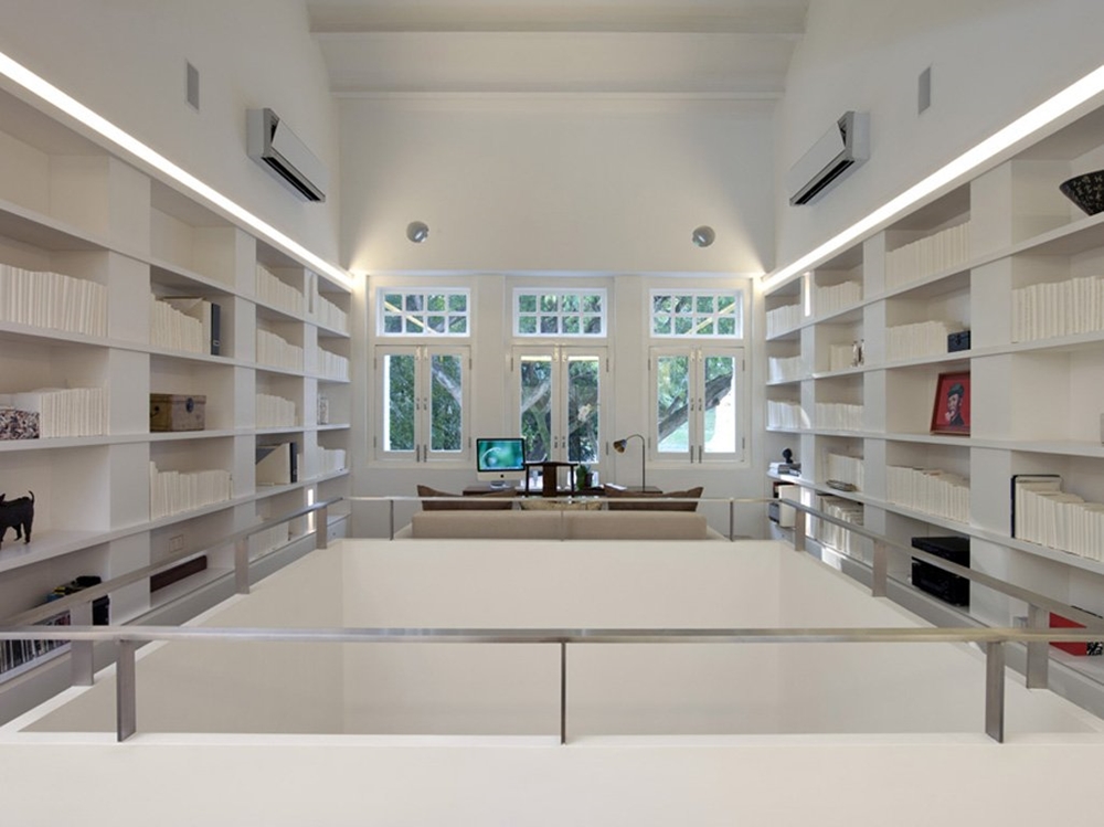 Light pit on the first floor of creative house