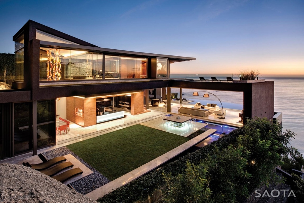 Modern home with the ocean view