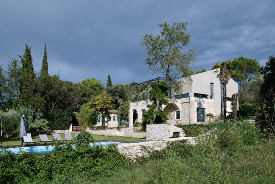 Beautiful Mediterranean villa by TOBIS engineering