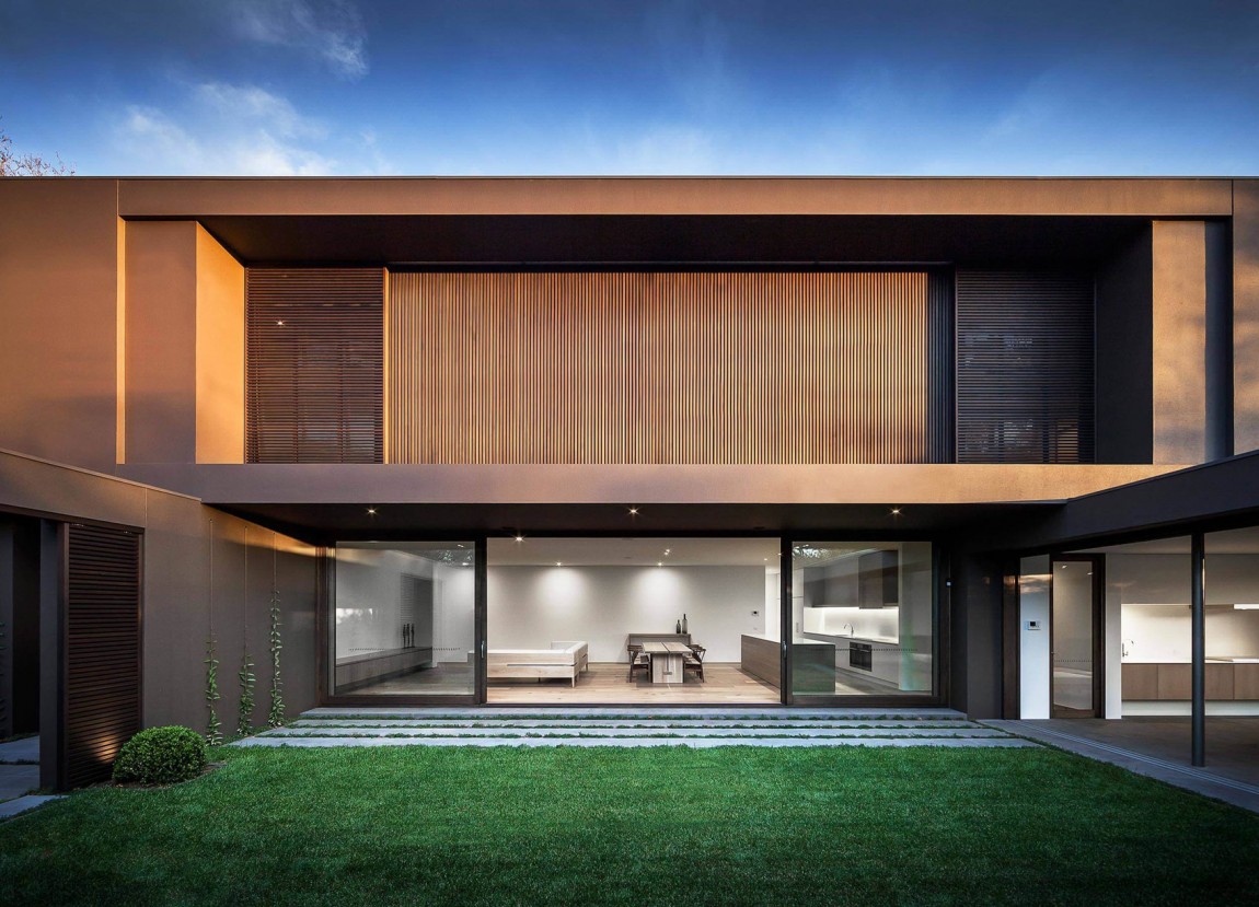 House colors: Amazing modern facade in brown  Architecture Beast