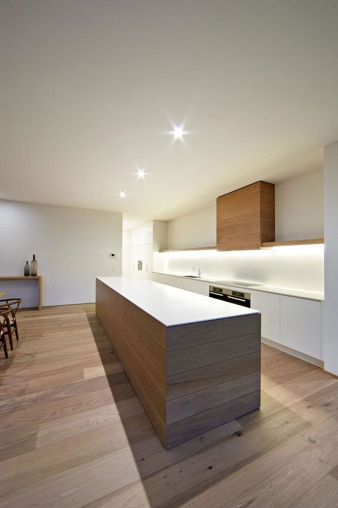 Contemporary kitchen by Urban Angles