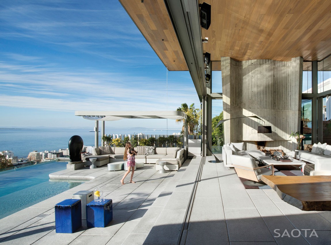 Terrace and swimming pool by SAOTA