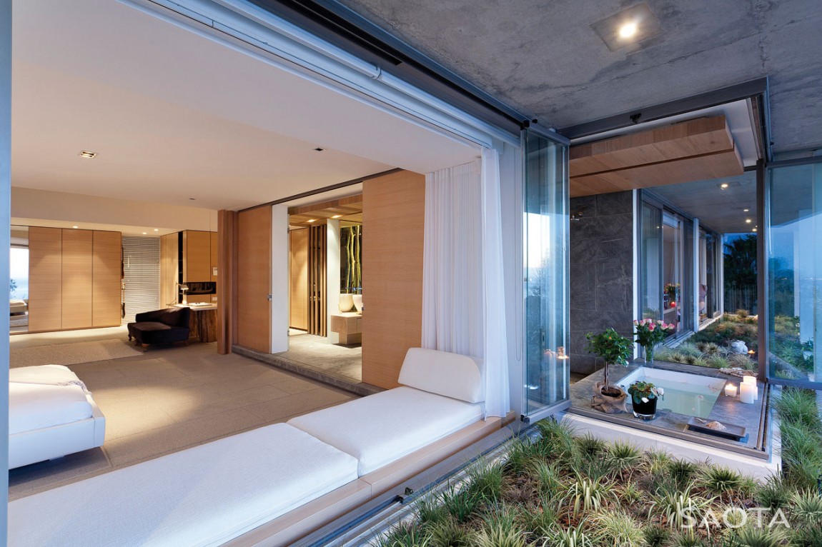 Modern house design by SAOTA