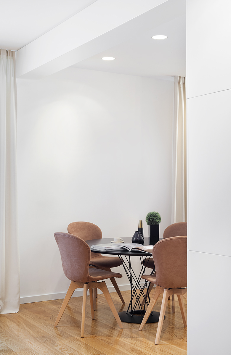 Small modern dining room design by Fimera Design Studio