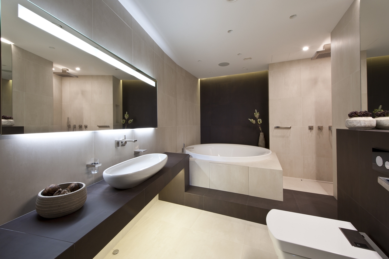 Master bathroom and apartment decorating ideas by Alexandra Fedorova