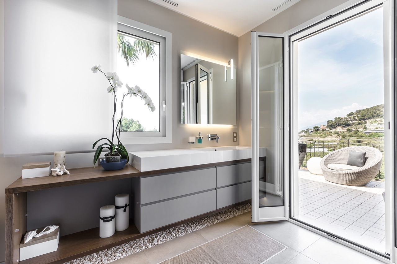 Elegant bathroom by NG Studio