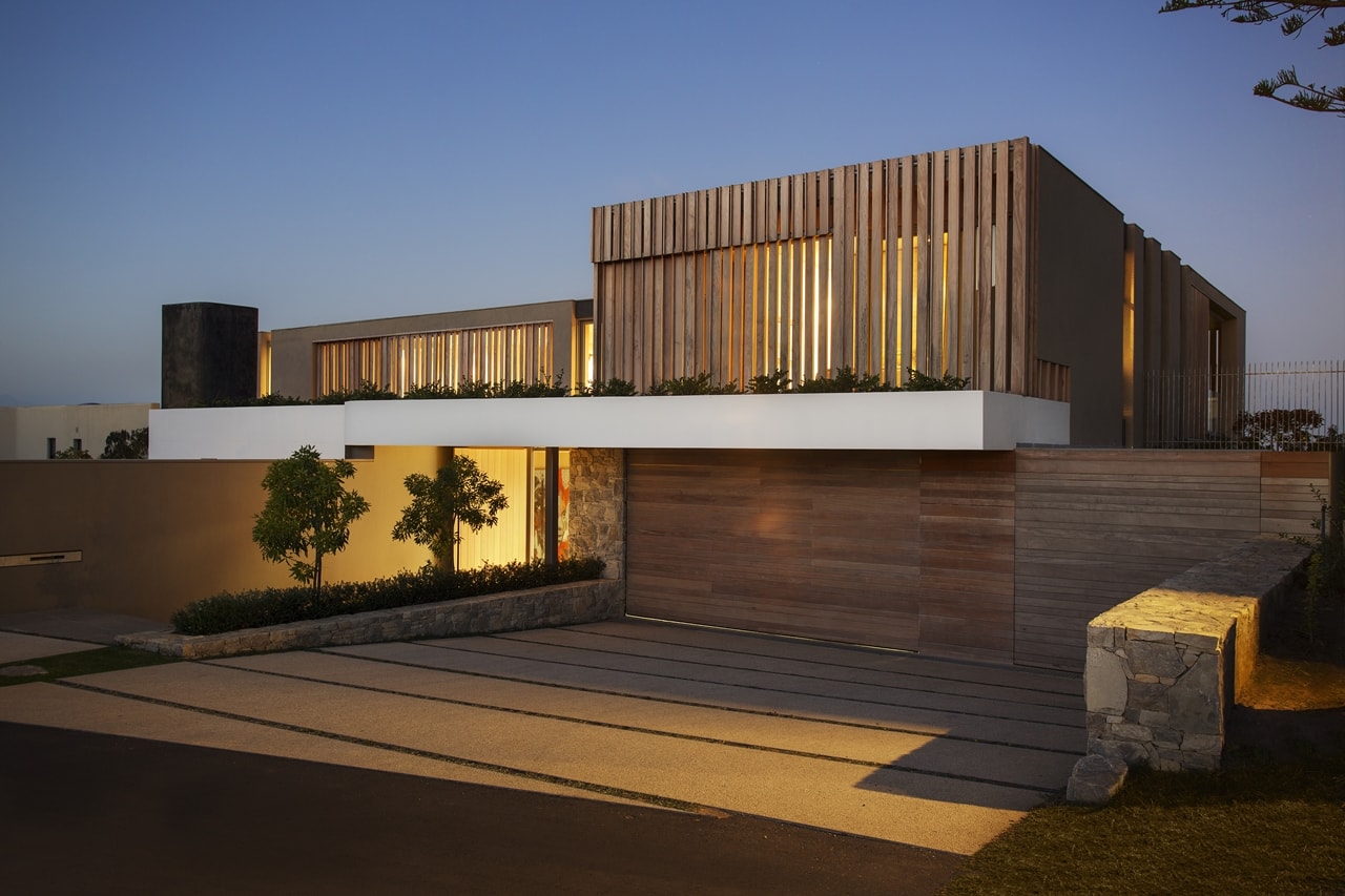 iWoodeni facade iModerni ihousei design by SAOTA Architecture iWoodeni facade iModerni ihousei design by SAOTA Architecture