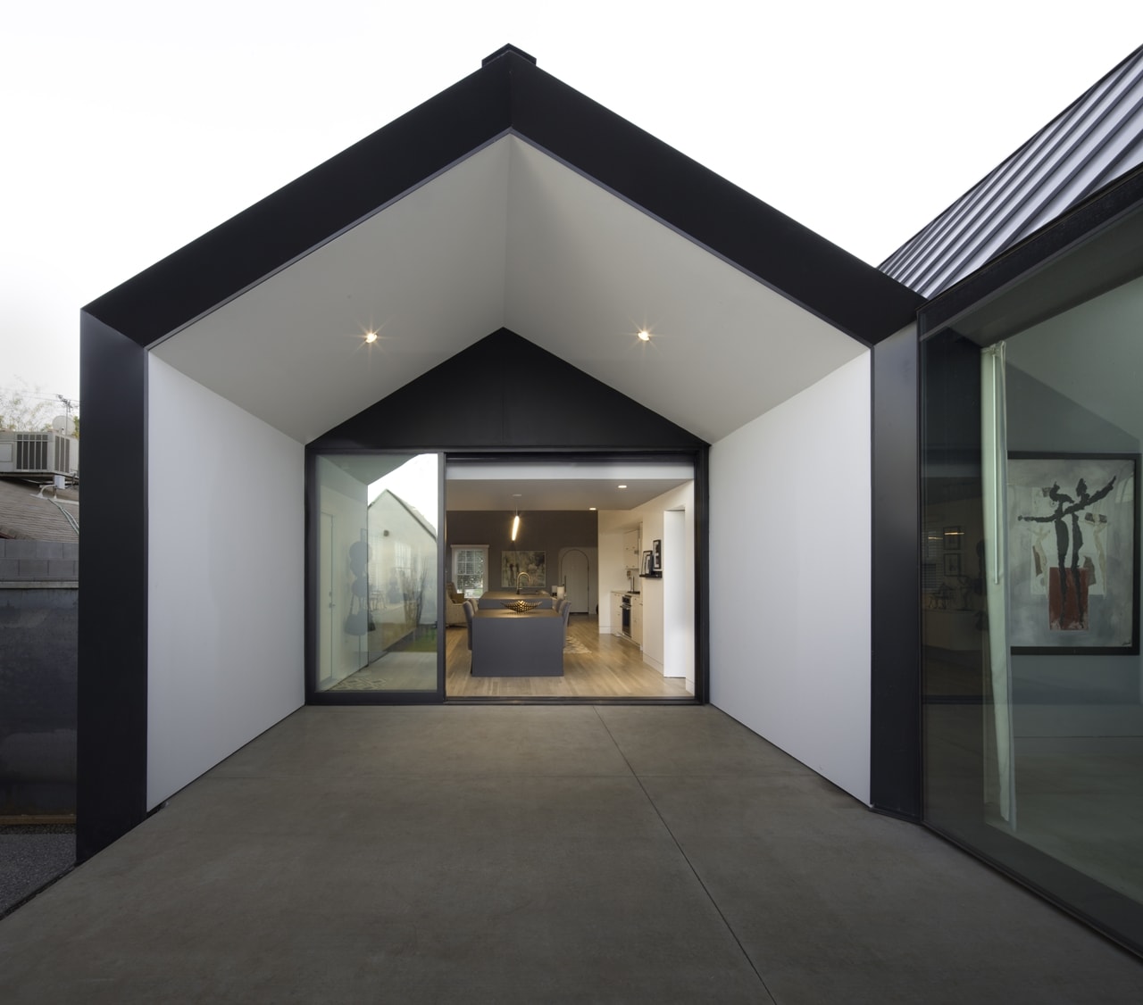 Modern home extension by Chen + Suchart Studio