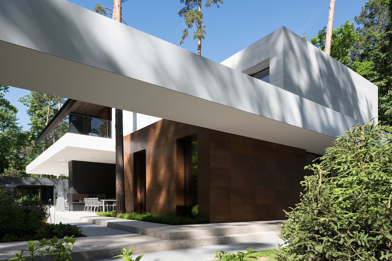 Structural element of modern forest house designed by Alexandra Fedorova